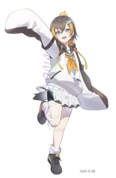 1girl black_hair blonde_hair blue_eyes commentary dated fish_hair_ornament folded_ponytail hair_between_eyes hair_ornament highres hood hood_down light_blush looking_at_viewer multicolored_hair neckerchief nijisanji nijisanji_en open_mouth penguin_tail petra_gurin petra_gurin_(1st_costume) pleated_skirt short_hair shorts shorts_under_skirt simple_background skirt solo standing standing_on_one_leg streaked_hair syake2019 tail twitter_username virtual_youtuber watermark waving white_background yellow_neckerchief