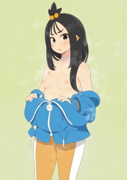1girl absurdres black_hair blue_hoodie blush breasts breasts_out choker collarbone commentary cowboy_shot cube_hair_ornament earclip green_background hair_ornament highres hood hoodie hoodie_pull leggings lida_(pokemon) long_hair looking_at_viewer nintendo nipples pokemon pokemon_legends:_z-a sidelocks simple_background solo steaming_body tassel topknot wan_liyue white_choker zipper_pull_tab