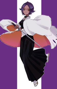 1girl 2022 bleach bleach:_turn_back_the_pendulum closed_mouth female_focus full_body haori highres holding holding_sword holding_weapon japanese_clothes looking_at_viewer medium_hair purple_hair shihakusho shihouin_yoruichi smile sword ui_1231 weapon yellow_eyes