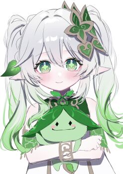 1girl alternate_hairstyle aranara_(genshin_impact) bare_shoulders blush closed_mouth commentary_request cross-shaped_pupils genshin_impact green_eyes green_hair hair_between_eyes hair_ornament highres holding leaf_hair_ornament light_smile long_hair looking_at_viewer mochi_mochi052 multicolored_hair nahida_(genshin_impact) pointy_ears simple_background sleeveless solo symbol-shaped_pupils twintails upper_body white_background white_hair