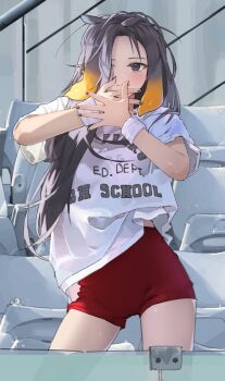 1girl absurdres black_hair black_nails chocosong closed_mouth clothes_writing colored_tips commentary contrapposto cowboy_shot english_commentary forehead hair_over_one_eye hands_up highres hololive long_hair multicolored_hair nail_polish ninomae_ina&#039;nis one_eye_covered print_shirt red_shorts shirt short_shorts short_sleeves shorts solo standing virtual_youtuber white_shirt wristband