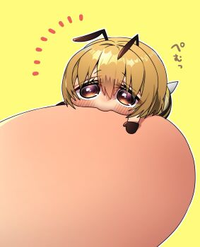 Rule 34 | 1girl, 1other, antennae, arthropod girl, bee girl, blonde hair, blush, brown eyes, chibi, commentary request, hair between eyes, harumina mau, highres, insect girl, mini person, minigirl, on finger, original, outline, short hair, simple background, stinger, white outline, yellow background, yurie mouth