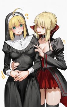 2girls absurdres ahoge artoria_pendragon_(fate) black_dress black_thighhighs blonde_hair blush breasts cleavage dress fate/stay_night fate_(series) green_eyes highres kamisato_sora long_sleeves medium_hair multiple_girls open_mouth popped_collar red_skirt saber_(fate) saber_alter sidelocks skirt smile thighhighs thighs yellow_eyes