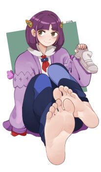 1girl artist_name barefoot blue_pants blunt_bangs blush bob_cut brown_eyes closed_mouth commission cyadraws eyelashes feet foot_focus foreshortening full_body green_background hair_ornament hand_up highres holding jacket knees_up lacey_(pokemon) long_sleeves looking_to_the_side medium_hair nintendo no_socks pants pokemon pokemon_sv purple_hair purple_jacket shoes sitting smile soles solo toes unworn_shoes white_background