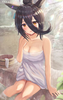 Rule 34 | 1girl, ahoge, animal ears, bare shoulders, black hair, blush, breasts, bucket, cleavage, collarbone, commentary request, hair between eyes, hair bun, highres, horse ears, horse girl, long bangs, long hair, long hair between eyes, looking at viewer, manhattan cafe (umamusume), medium breasts, multicolored hair, naked towel, no tail, onsen, outdoors, parted lips, sitting, solo, thurumu, towel, umamusume, water, white hair, wooden bucket, yellow eyes
