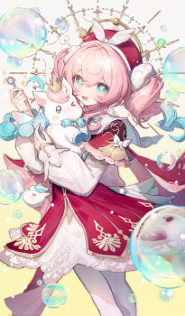 &gt;_o 1girl absurdres blue_bow blue_bowtie blue_eyes blue_hair bow bowtie capelet crown dress drill_hair feet_out_of_frame gold_trim gradient_hair hair_between_eyes hands_up hat highres holding honkai:_star_rail honkai_(series) hyacine_(honkai:_star_rail) little_ica_(honkai:_star_rail) long_hair long_sleeves looking_at_viewer multicolored_hair one_eye_closed open_mouth pantyhose pink_hair red_capelet red_dress red_hat second-party_source smile soap_bubbles solo standing twin_drills twintails two-tone_hair watermark weibo_watermark white_pantyhose youzha_xian_quanquan