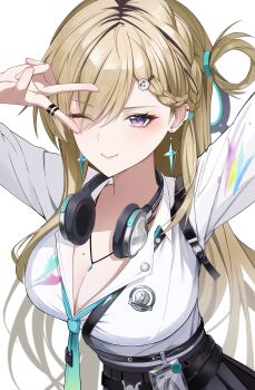1girl absurdres aqua_necktie arms_up blonde_hair braid braided_bangs breasts cleavage closed_mouth commentary earrings hair_ornament headphones headphones_around_neck highres id_card jewelry large_breasts long_hair looking_at_viewer lynae_(wuthering_waves) necklace necktie one_eye_closed purple_eyes shirt shirt_tucked_in simple_background skull_hair_ornament smile solo star_(symbol) star_earrings v white_background white_shirt wuthering_waves zinuzinuman2