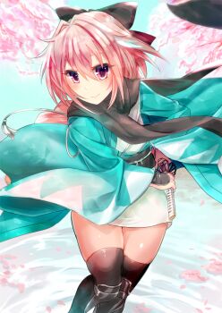 1boy astolfo_(fate) black_thighhighs blush bow braid cosplay crossdressing crossdressing_(mtf) fate/apocrypha fate/grand_order fate_(series) hair_bow hair_ribbon japanese_clothes kimono koha-ace long_hair looking_at_viewer male_focus okita_souji_(fate) okita_souji_(koha-ace) okita_souji_(koha-ace)_(cosplay) p_answer pink_hair purple_eyes ribbon sash scarf shinsengumi short_kimono single_braid smile solo thighhighs thighs trap