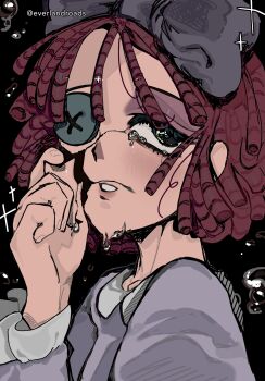 1girl absurdres artist_name black_background black_eyes blue_bow blue_dress bow button_eyes buttons commentary cracked_skin dress english_commentary hair_bow highres parted_lips pirasa_(everlandroads) portrait ragatha_(the_amazing_digital_circus) red_hair ringlets short_hair solo tears the_amazing_digital_circus