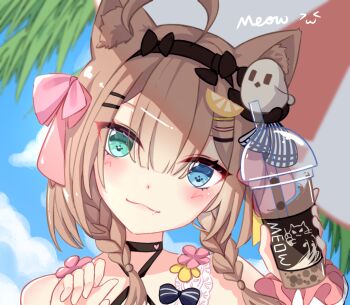 1girl animal_ears beach_umbrella black_hairband blue_eyes blue_sky blunt_bangs brown_hair cat_ears cat_girl chinese_commentary commentary_request cup disposable_cup green_eyes hairband heterochromia holding holding_cup honkai_(series) honkai_impact_3rd looking_at_viewer meow_maolai official_alternate_costume pardofelis pardofelis_(midsummer_collector) portrait short_hair_with_long_locks sky smile solo umbrella