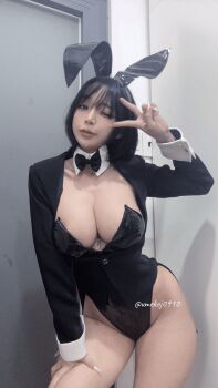 1girl artist_name black_leotard breasts cosplay cosplay_photo female_focus highres izayoi_arisa izayoi_arisa_(cosplay) kitagawa_marin kitagawa_marin_(cosplay) leotard medium_breasts photo_(medium) playboy_bunny purple_hair rabbit_ears real_life solo sono_bisque_doll_wa_koi_wo_suru umekojcosplayer vietnamese