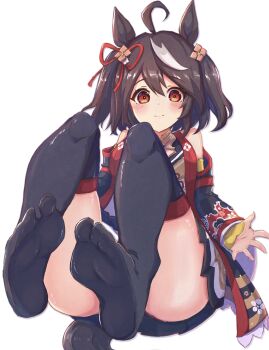Rule 34 | 1girl, absurdres, ahoge, animal ears, bare shoulders, black hair, black sleeves, black tail, black thighhighs, blush, chanchanko (clothes), closed mouth, commentary request, detached sleeves, floral print sleeves, hair between eyes, hair ornament, hair ribbon, highres, horse ears, horse girl, horse tail, kitasan black (crowning ooban) (umamusume), kitasan black (umamusume), knees up, looking at viewer, medium hair, multicolored hair, no shoes, red eyes, red ribbon, ribbon, simple background, smile, soles, solo, streaked hair, taikihori, tail, thighhighs, thighs, two side up, umamusume, white background, white hair, white streaks